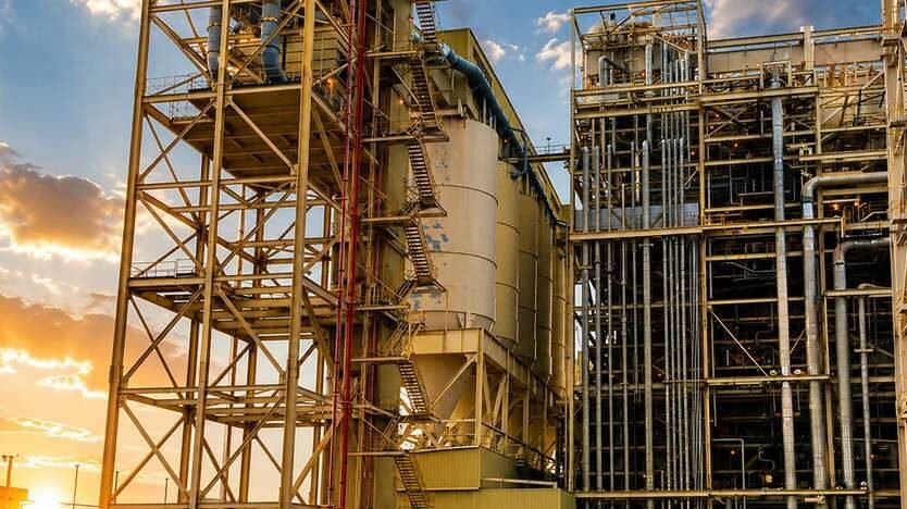 Oil_Energy_Engineering_Infrastructure_898x468